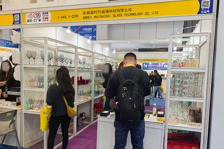 XSD exhibition booth with buyers